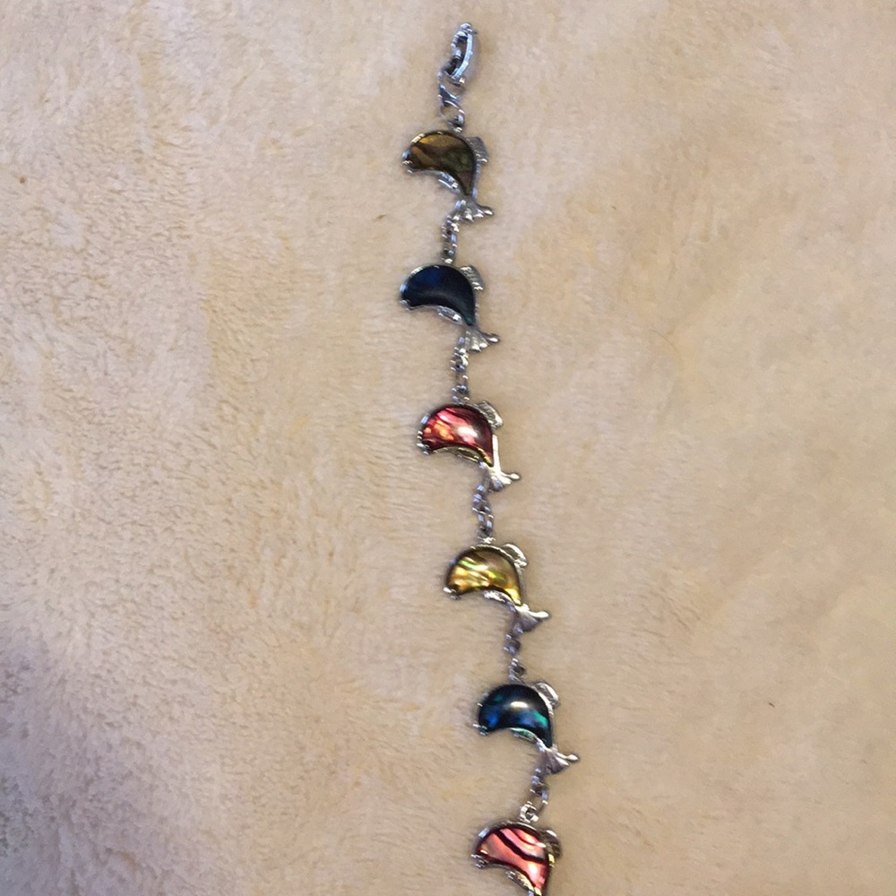 Fun Fashion Dolphin Bracelet   6 “